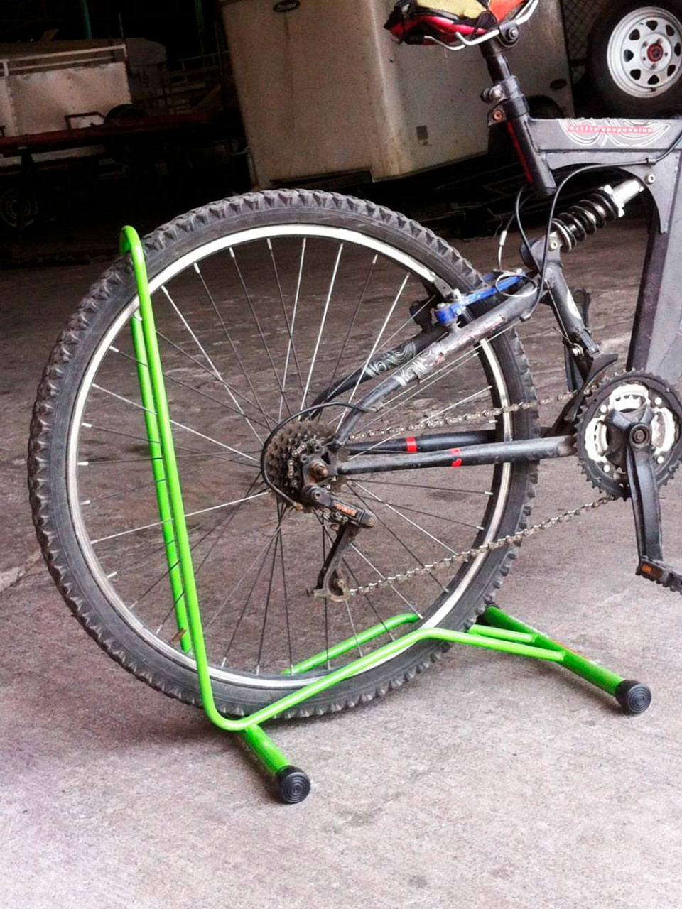 Soporte para instalacion de bicicletas grandes